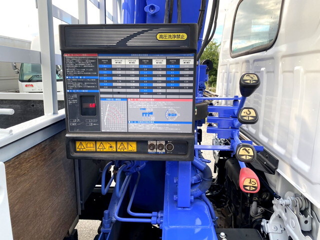 いすゞエルフクレーン4段小型（2t・3t）[写真23]