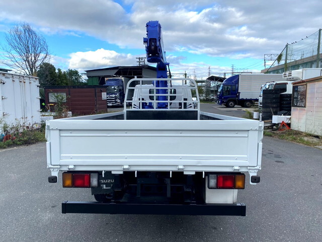 いすゞエルフクレーン4段小型（2t・3t）[写真06]