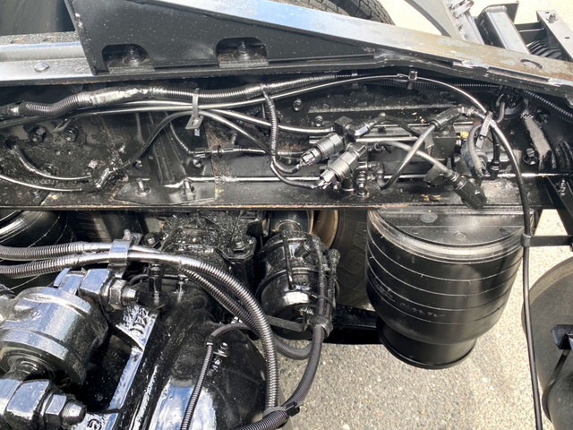 いすゞギガトレーラーヘッド（トラクターヘッド）大型（10t）[写真14]