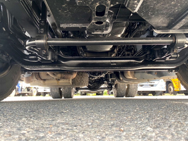 いすゞギガトレーラーヘッド（トラクターヘッド）大型（10t）[写真16]