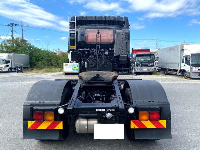 いすゞギガトレーラーヘッド（トラクターヘッド）大型（10t）[写真06]