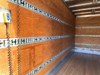 いすゞエルフアルミバン小型（2t・3t）[写真11]