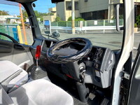 いすゞエルフアルミバン小型（2t・3t）[写真34]