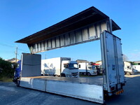 いすゞギガアルミウイング大型（10t）[写真14]