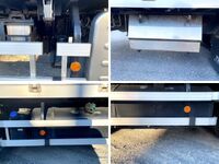 いすゞギガアルミウイング大型（10t）[写真23]