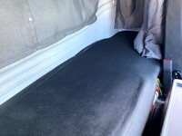 いすゞギガアルミウイング大型（10t）[写真38]