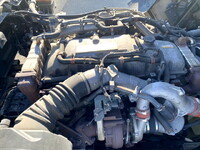 いすゞギガアルミウイング大型（10t）[写真29]