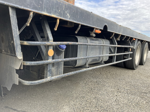 日野プロフィアセルフローダー大型（10t）[写真22]