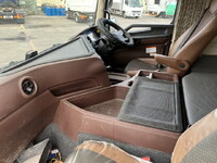 日野プロフィアセルフローダー大型（10t）[写真33]