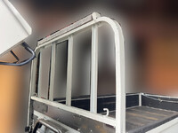 日野デュトロ平ボディ小型（2t・3t）[写真12]