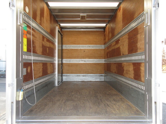 トヨタトヨエースアルミバン小型（2t・3t）[写真10]