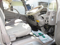 トヨタトヨエースアルミバン小型（2t・3t）[写真19]