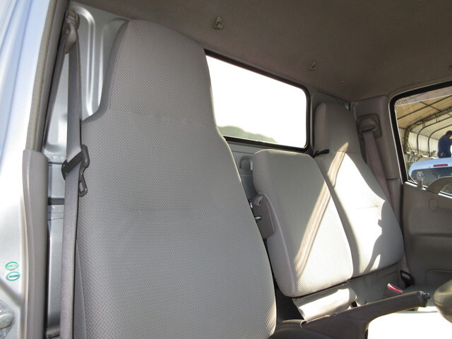 トヨタトヨエースアルミバン小型（2t・3t）[写真21]