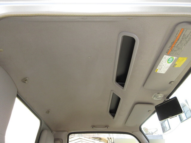 トヨタトヨエースアルミバン小型（2t・3t）[写真22]