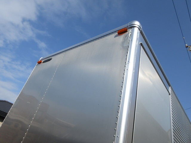 トヨタトヨエースアルミバン小型（2t・3t）[写真34]