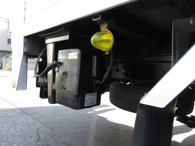トヨタトヨエースアルミバン小型（2t・3t）[写真38]
