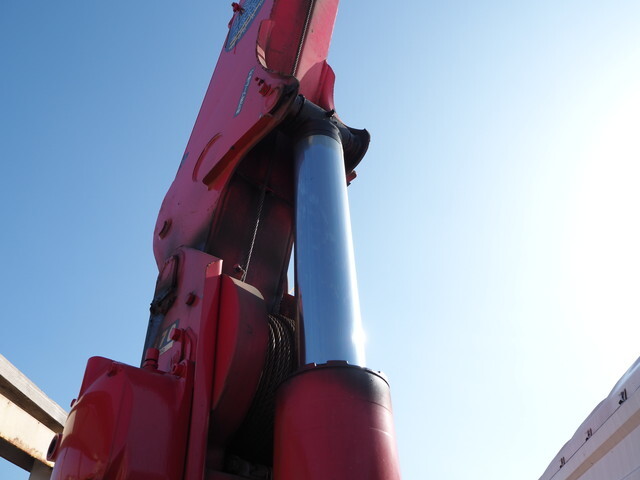 三菱ふそうファイタークレーン5段中型（4t）[写真11]