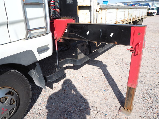 三菱ふそうファイタークレーン5段中型（4t）[写真12]