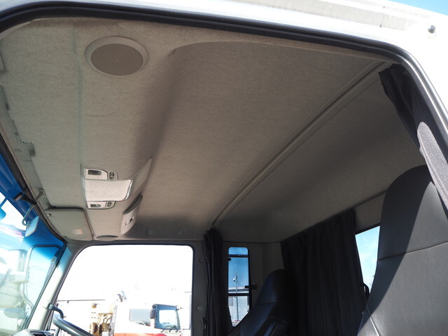 三菱ふそうファイタークレーン5段中型（4t）[写真31]