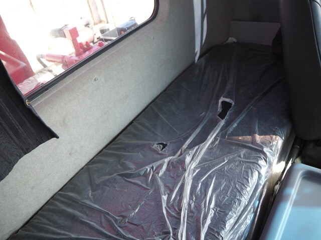 三菱ふそうファイタークレーン5段中型（4t）[写真36]