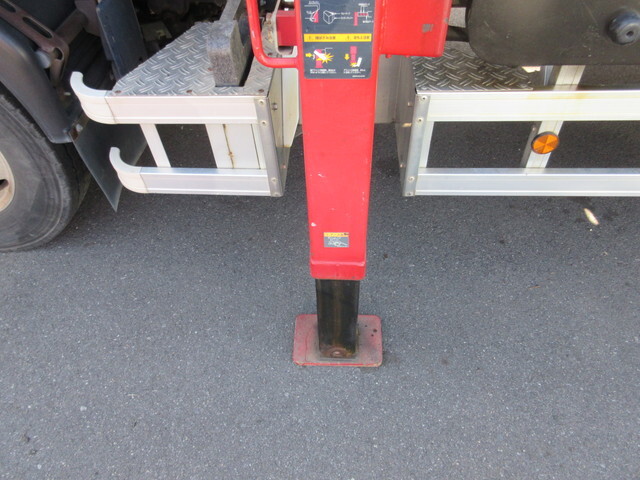 いすゞフォワードクレーン4段増トン（6t・8t）[写真26]