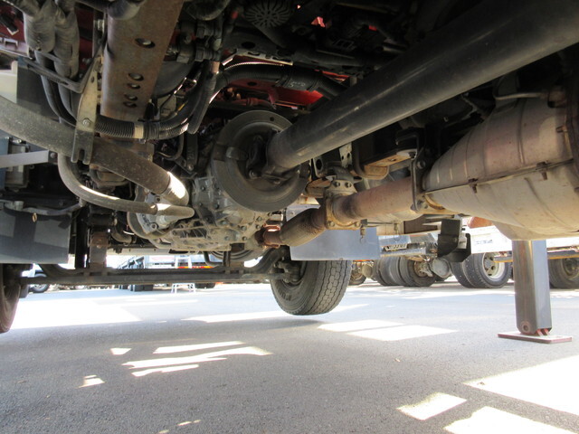 いすゞフォワードクレーン4段増トン（6t・8t）[写真36]