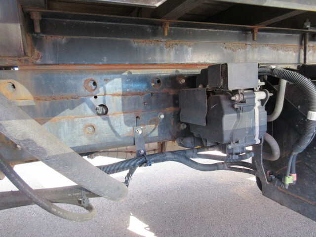 いすゞフォワードクレーン4段増トン（6t・8t）[写真07]