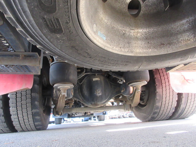 いすゞフォワードクレーン4段増トン（6t・8t）[写真09]