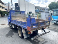 三菱ふそうキャンターダンプ小型（2t・3t）[写真05]