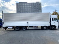 UDトラックスクオンアルミウイング大型（10t）[写真12]