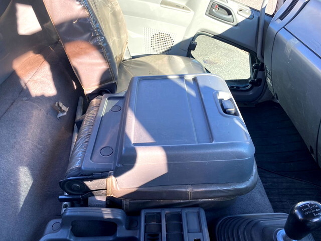 いすゞフォワードクレーン4段中型（4t）[写真38]