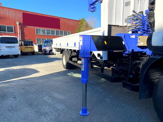 いすゞフォワードクレーン4段中型（4t）[写真08]