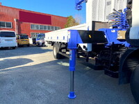 いすゞフォワードクレーン4段中型（4t）[写真09]