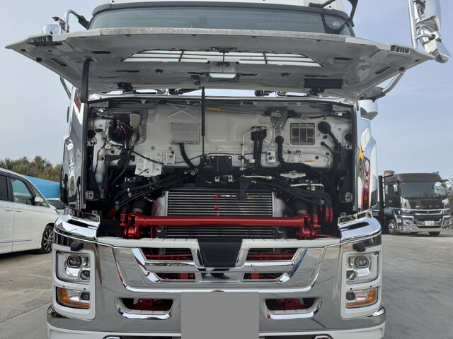 いすゞギガ冷蔵冷凍ウイング大型（10t）[写真16]