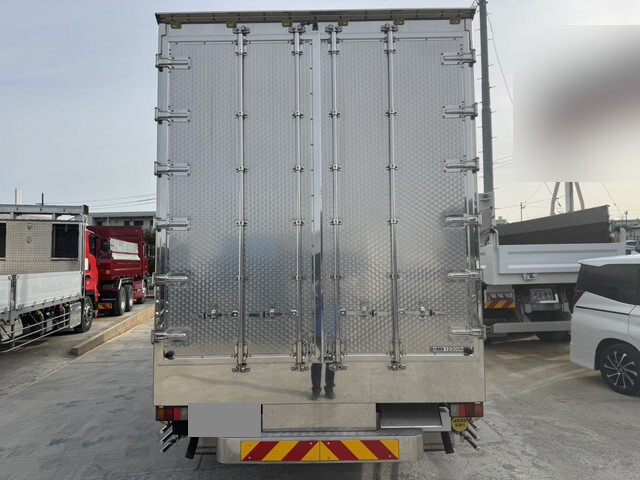 いすゞギガ冷蔵冷凍ウイング大型（10t）[写真07]