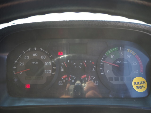 日野プロフィアクレーン4段大型（10t）[写真38]