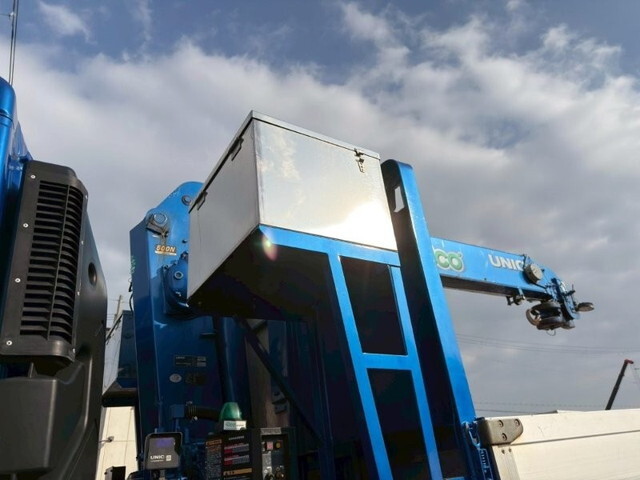 UDトラックスクオンクレーン4段大型（10t）[写真14]