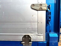 UDトラックスクオンクレーン4段大型（10t）[写真21]