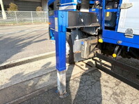 UDトラックスクオンクレーン4段大型（10t）[写真08]