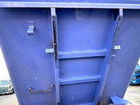 三菱ふそうキャンターパッカー車（塵芥車）小型（2t・3t）[写真19]