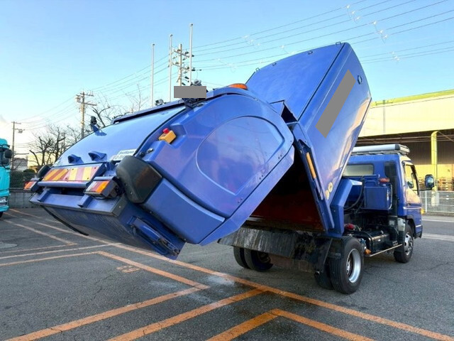 三菱ふそうキャンターパッカー車（塵芥車）小型（2t・3t）[写真05]