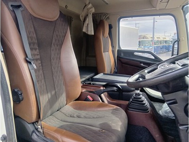 日野レンジャーコンテナ専用車中型（4t）[写真19]