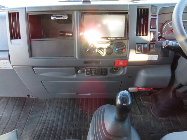 いすゞエルフキャリアカー小型（2t・3t）[写真19]