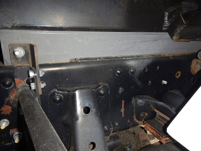 いすゞエルフローダーダンプ小型（2t・3t）[写真14]