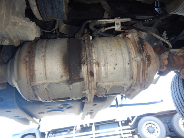 いすゞエルフローダーダンプ小型（2t・3t）[写真16]