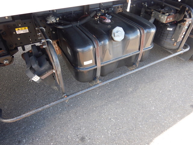 いすゞエルフローダーダンプ小型（2t・3t）[写真36]