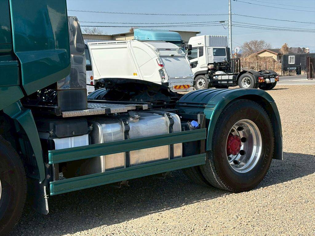 日野プロフィアトレーラーヘッド（トラクターヘッド）大型（10t）[写真05]