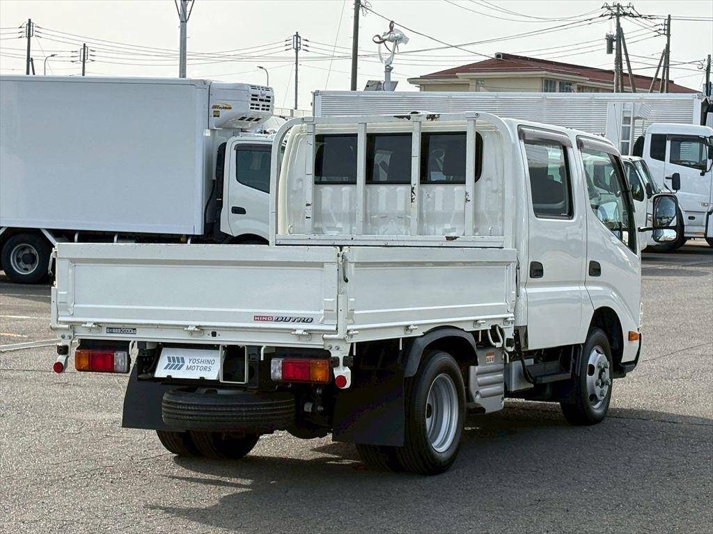 日野デュトロダブルキャブ（Wキャブ）小型（2t・3t）[写真04]