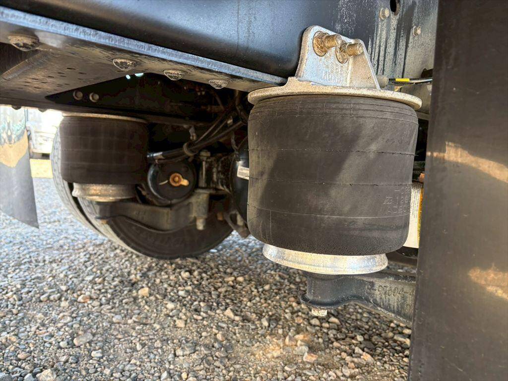 いすゞギガ冷凍車（冷蔵車）大型（10t）[写真15]