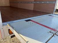 三菱ふそうファイターアルミバン中型（4t）[写真12]